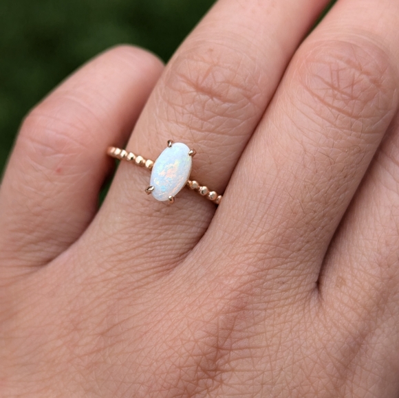 14 Karat Solid Gold with Natural Oval Opal Ring - Picture 6 of 6